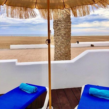 Luxury Suite Sea Front III Playa Honda  Exteriér fotografie